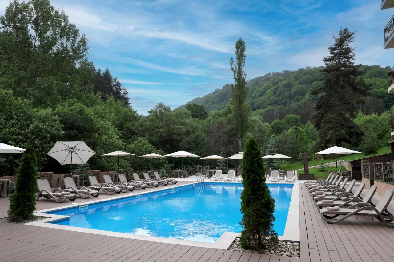 Best Western Plus Paradise Hotel Dilidschan Exterior foto