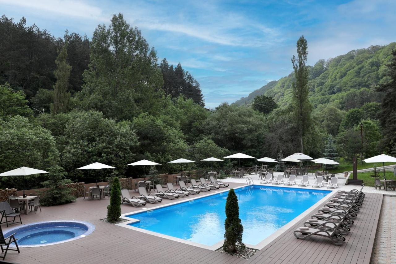Best Western Plus Paradise Hotel Dilidschan Exterior foto